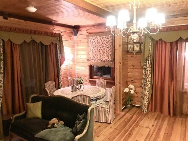 Сдается 2-этажный дом, 350 м²