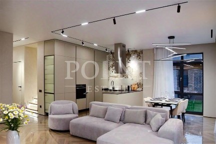 Продается 2-этажный коттедж, 271 м²