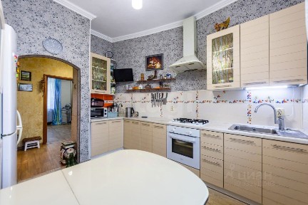 Продается 3-комн. квартира, 70,6 м²