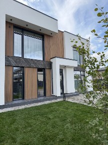 Продается 2-этажный коттедж, 313 м²