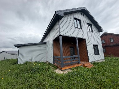 Продается 2-этажный дом, 170 м²