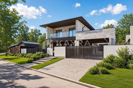 Продается 2-этажный дом, 290 м²