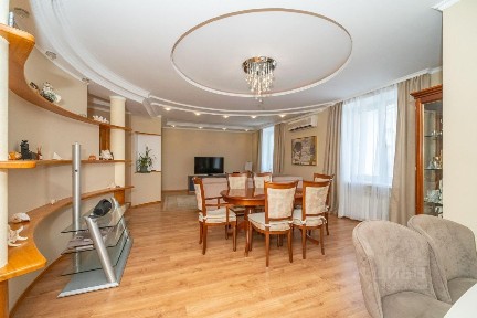 Продается 3-комн. квартира, 150 м²