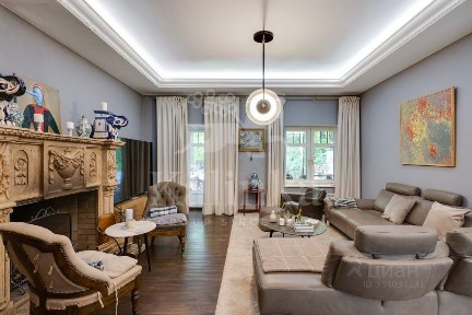 Продается 3-этажный дом, 633 м²