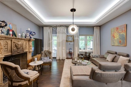 Продается 3-этажный дом, 633 м²