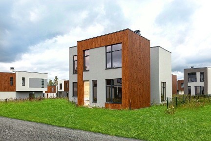 Продается 2-этажный коттедж, 240 м²
