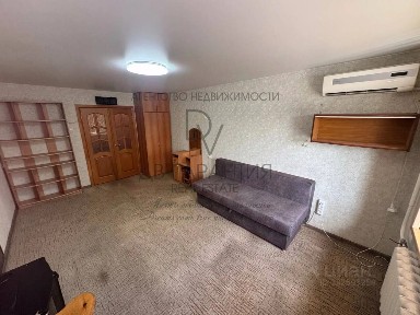 Продается 1-комн. квартира, 40,6 м²