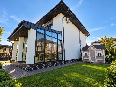 Продается 2-этажный дом, 212 м²