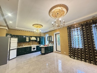 Продается 2-этажный дом, 205,9 м²