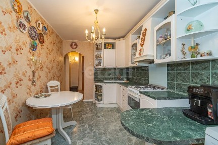 Продается 3-комн. квартира, 81,3 м²