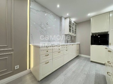 Продается 4-комн. квартира, 79 м²