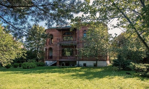 Продается 3-этажный дом, 568,7 м²