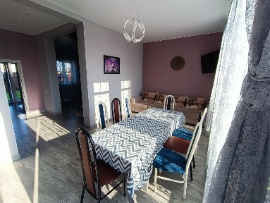 Продается 3-этажный дом, 190 м²