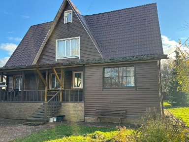Продается 2-этажный дом, 180 м²