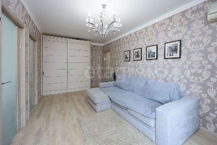 Продается 4-комн. квартира, 60,7 м²
