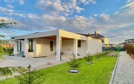 Продается 1-этажный коттедж, 187 м²