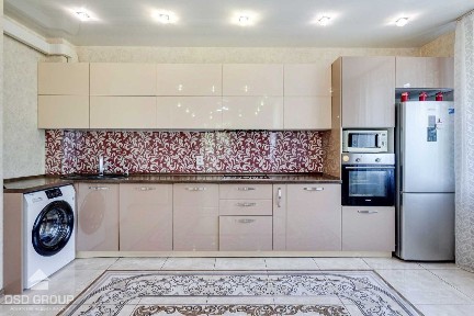 Продается 3-комн. квартира, 93,3 м²