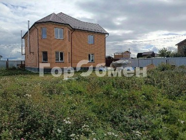 Продается 2-этажный дом, 292 м²