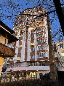 Продается 2-комн. квартира, 81,3 м²