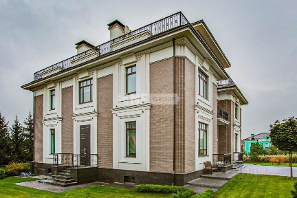 Продается 2-этажный коттедж, 985 м²
