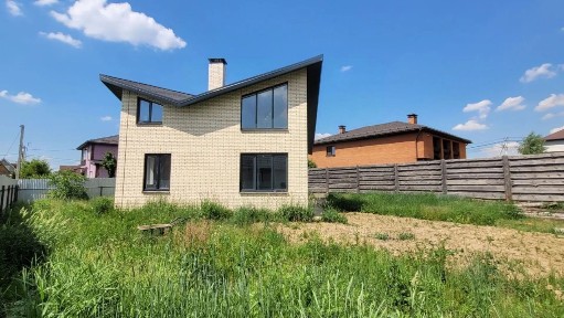 Продается 2-этажный дом, 103 м²