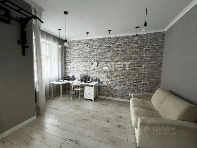 Продается 3-этажный таунхаус, 173 м²