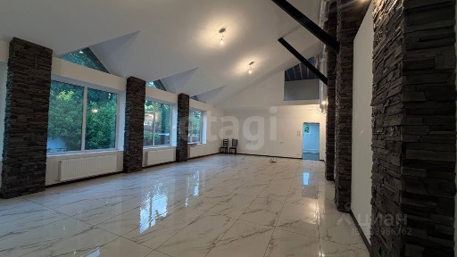 Продается 2-этажный дом, 478 м²