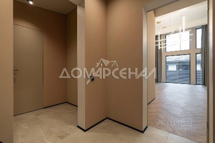 Продается 1-этажный дом, 180 м²