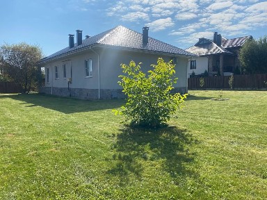 Продается 1-этажный дом, 230 м²