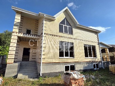 Продается 3-этажный дом, 343,2 м²