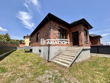 Продается 1-этажный дом, 212 м²