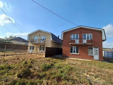 Продается 2-этажный дом, 185 м²