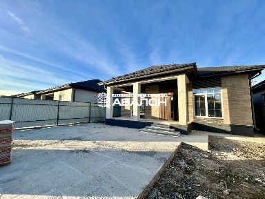 Продается 1-этажный дом, 125 м²