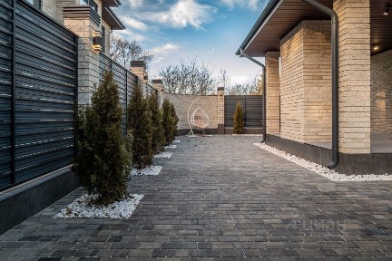 Продается 2-этажный дом, 170 м²