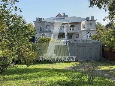 Продается 2-этажный дом, 135,2 м²