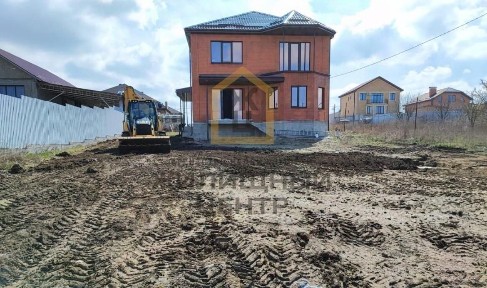 Продается 2-этажный дом, 200 м²