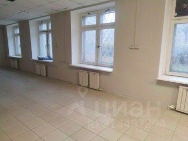 Сдается торговая площадь, 210 м²