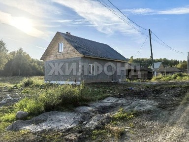 Продается 2-этажный дом, 130 м²