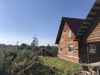 Продается 2-этажный дом, 258 м²