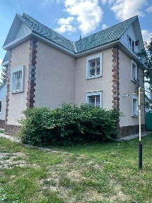 Продается 2-этажный дом, 212 м²