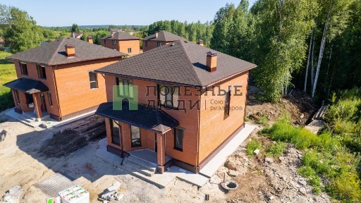 Продается 2-этажный дом, 160 м²