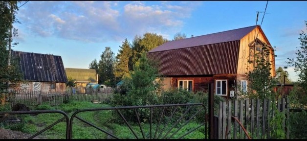 Продается 2-этажный дом, 140 м²