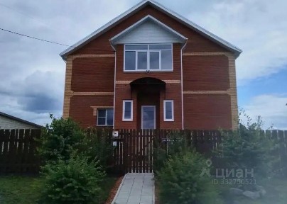 Продается 2-этажный дом, 240 м²
