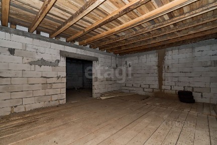 Продается 2-этажный дом, 259 м²