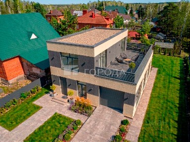 Продается 3-этажный дом, 280 м²