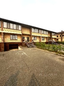 Продается 3-этажный таунхаус, 144 м²