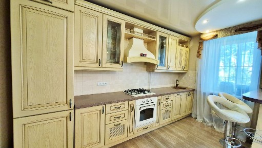 Продается 4-комн. квартира, 74,6 м²