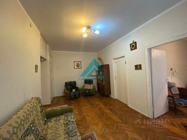 Продается 4-комн. квартира, 63 м²