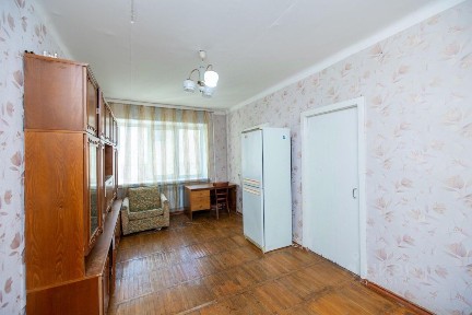 Продается 4-комн. квартира, 60,7 м²
