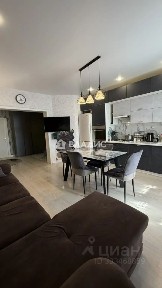 Продается 3-комн. квартира, 105,6 м²